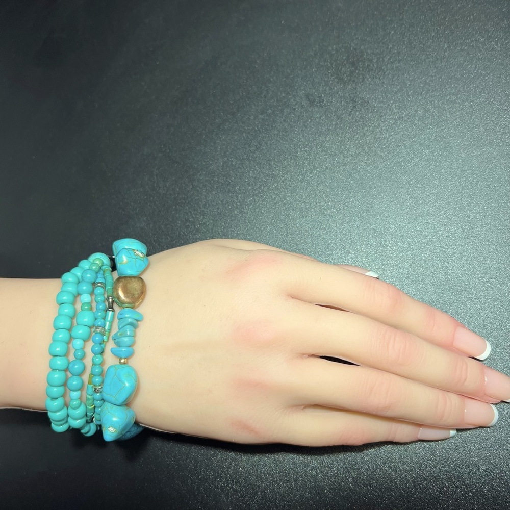 Vintage Turquoise Bead Jewelry Bundle Faux Turquoise Howlite Carolee Bracelet